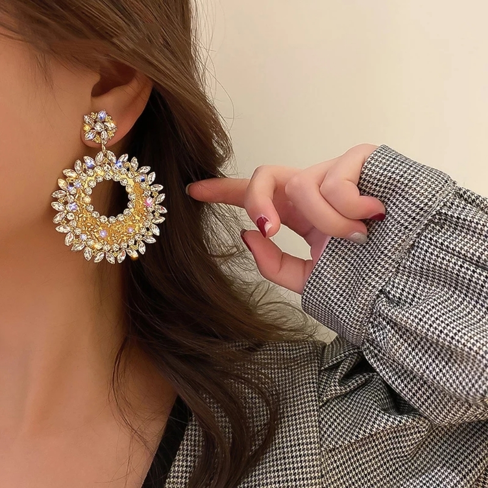 Earring - Picture 9 of 12